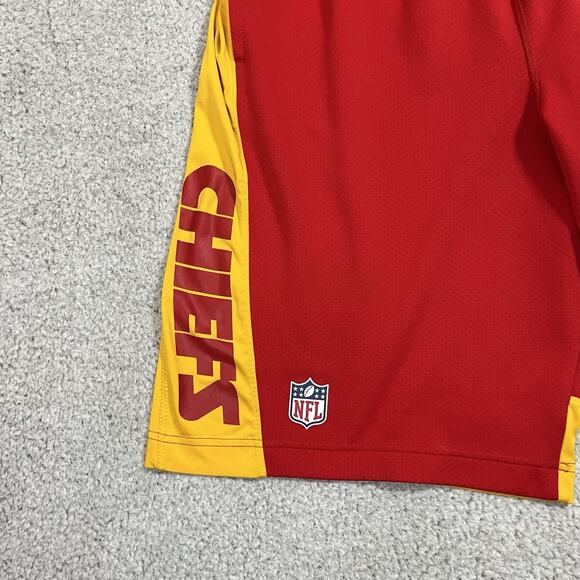 Kansas City Chiefs Shorts Mens Medium Nike Training On Field Football Team NFL - Picture 9 of 14